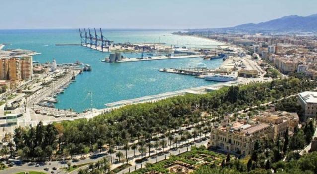 Apartamentos Vialia Sol Y Playa 马拉加 外观 照片